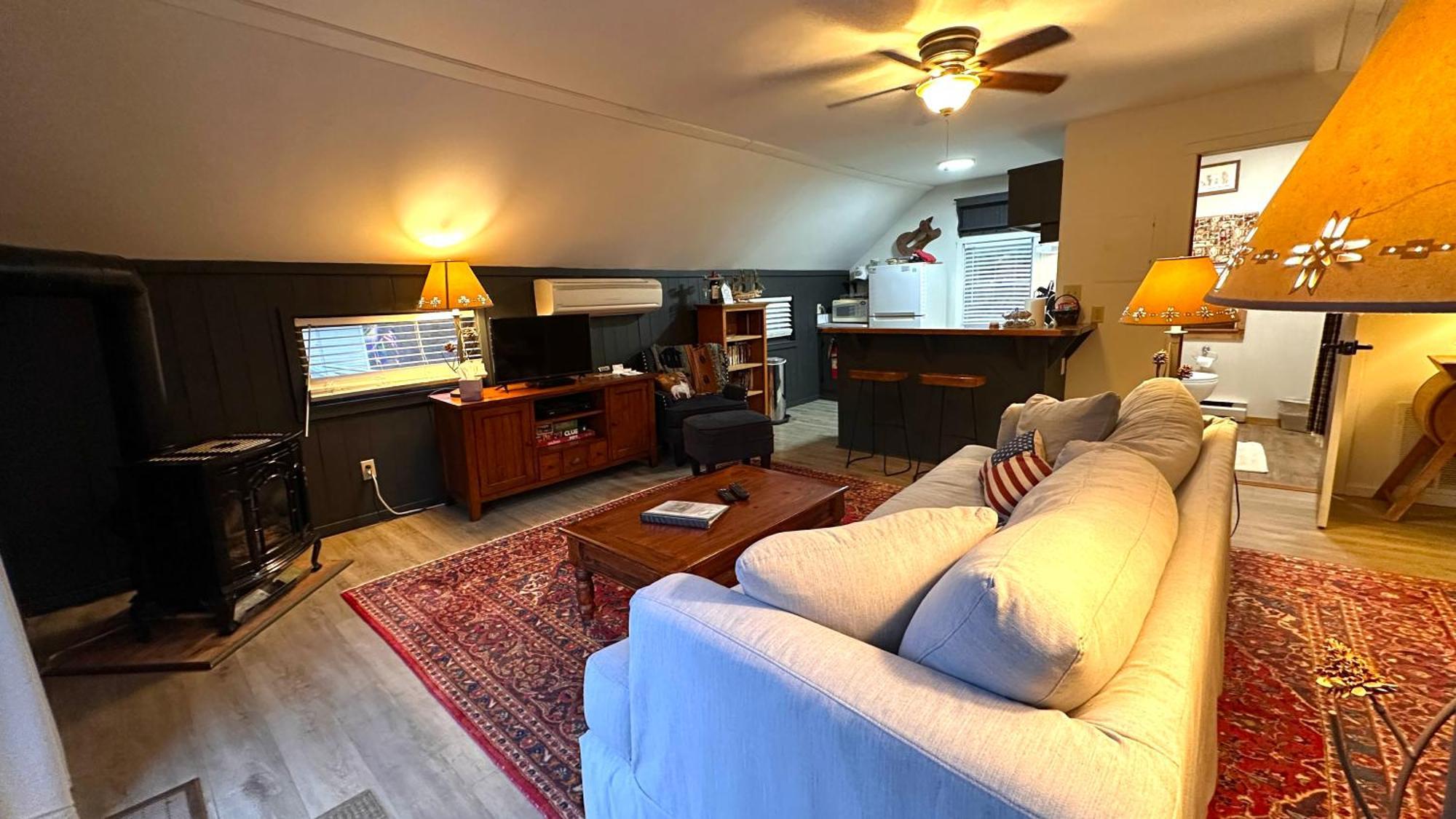 Phineas Swann Inn & Spa Montgomery Center Экстерьер фото